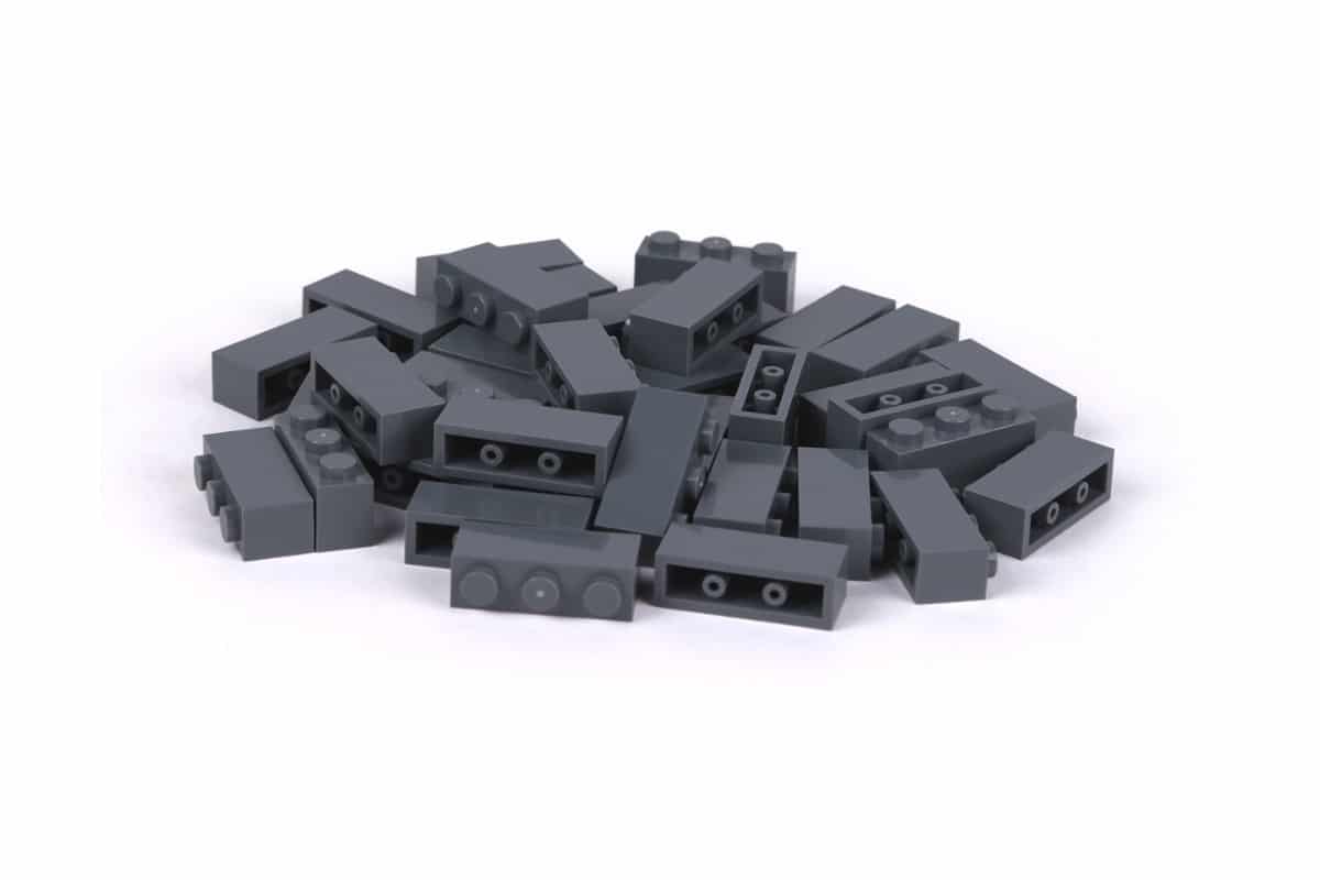 40 Stück Klemmbausteine 1 x 3 brick Farbe dark bluish gray 40 Stück Klemmbausteine 1 x 3 brick Farbe dark bluish gray