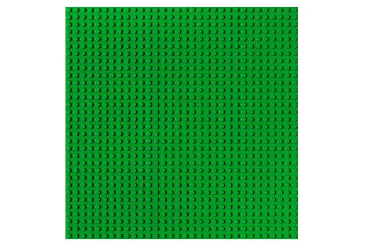 Unterbaubare Grundplatte 32 x 32 Noppen in der Farbe grün für Deine Klemmbausteinewelt.